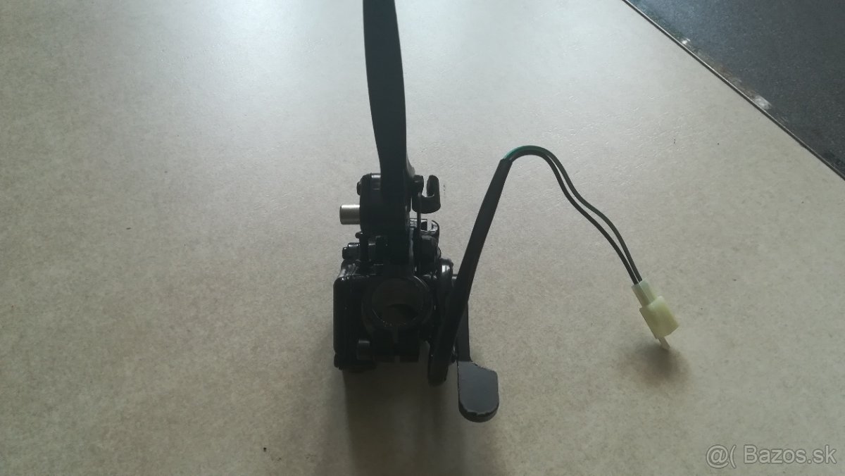 Brzdová páčka s plynom - 2