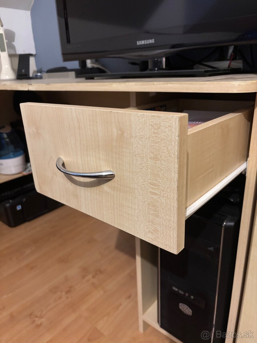 Pracovný stôl tvar L - 2