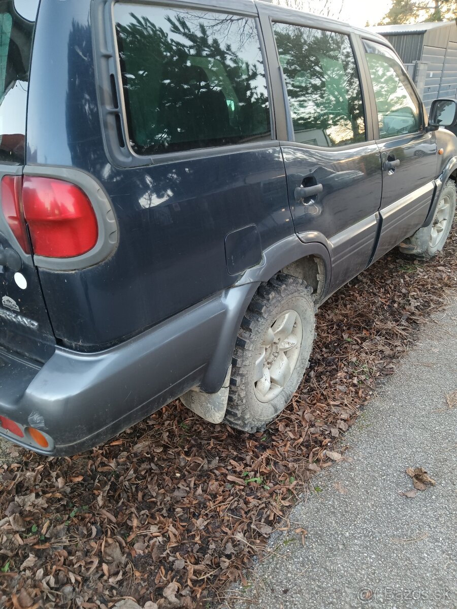 Nissan Terrano 3.0 - 2