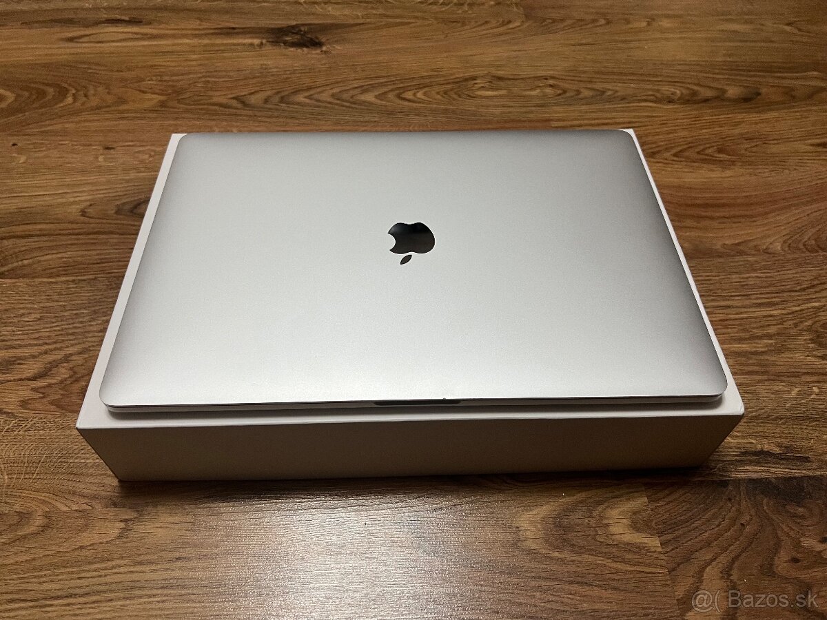 MacBook Pro 15” Touch Bar 32GB RAM - 2