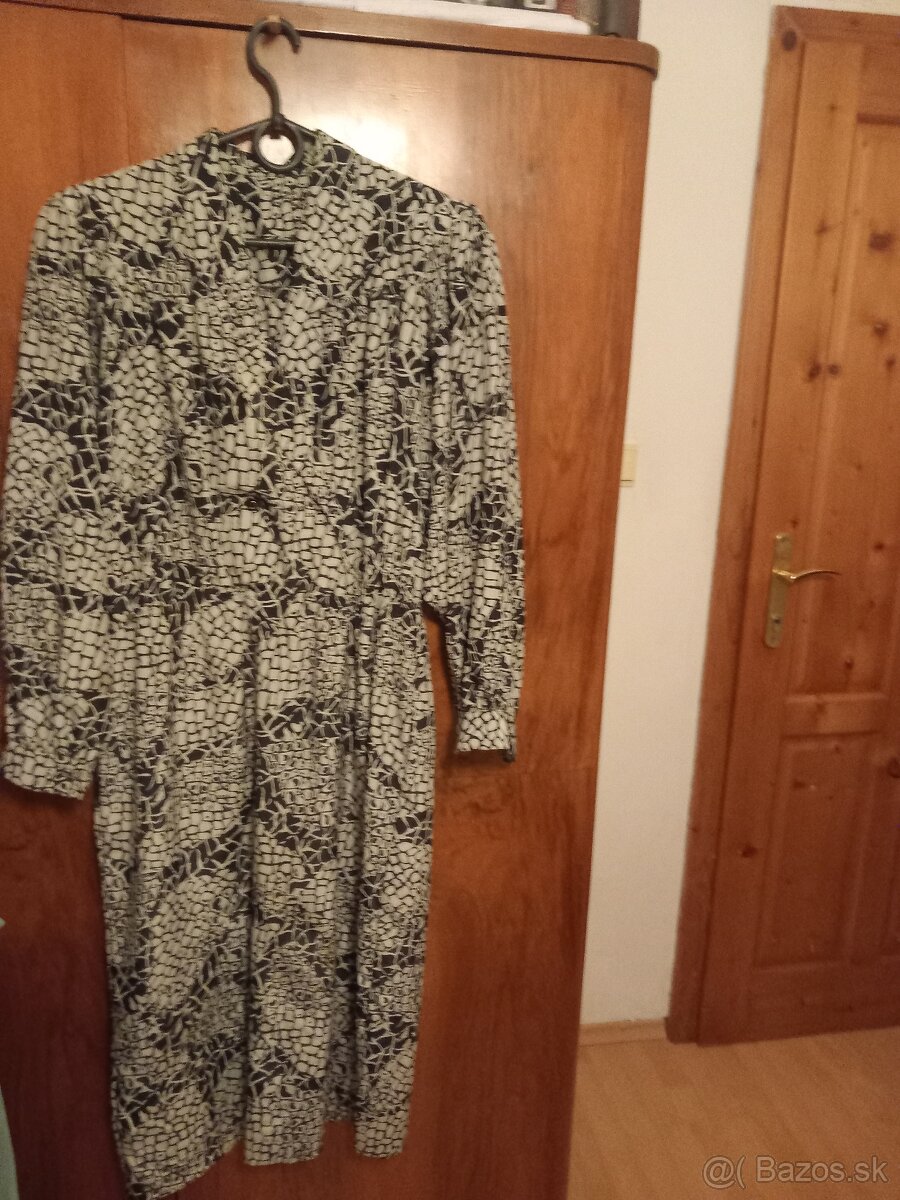 Dámské šaty - 2