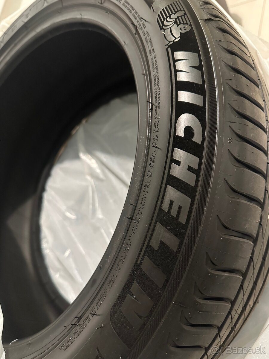 MICHELIN 225/50 R18 95V letné - 2