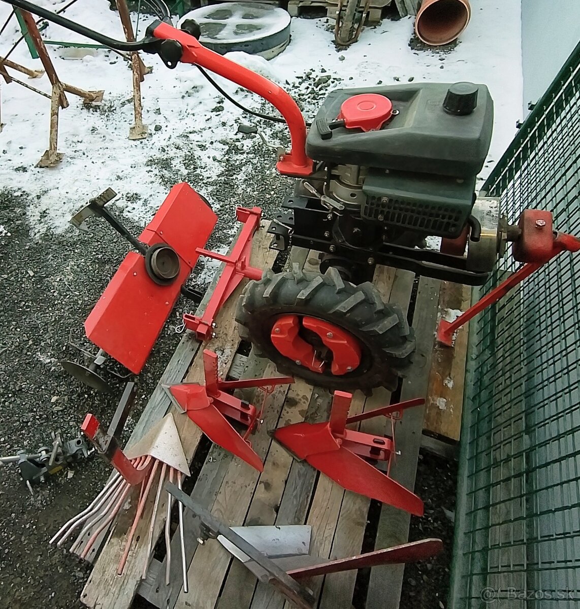 Predám malotraktor VARI - 2