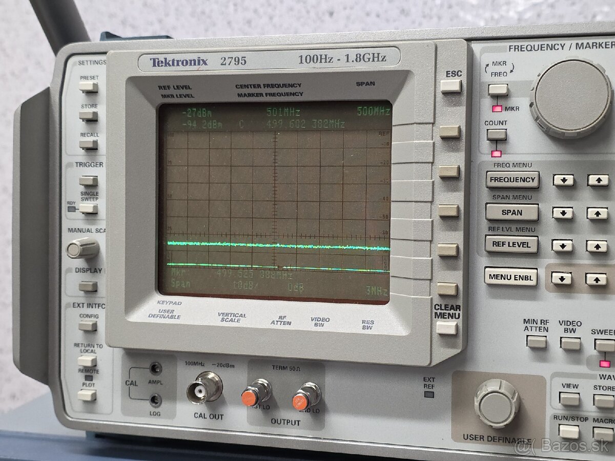Tektronix 2795 》spektrálny analyzátor 》 100Hz - 1.8GHz - 2