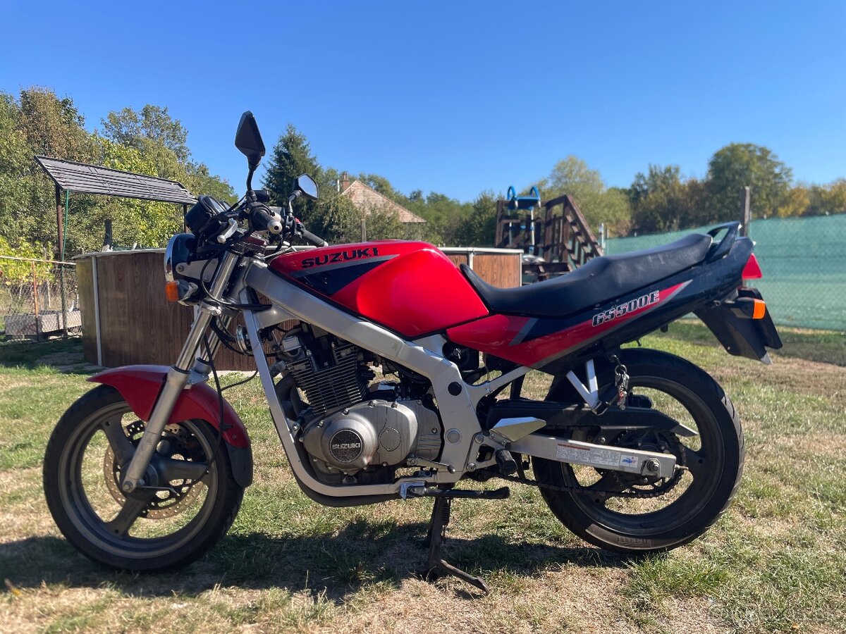 Suzuki GS500E - 2