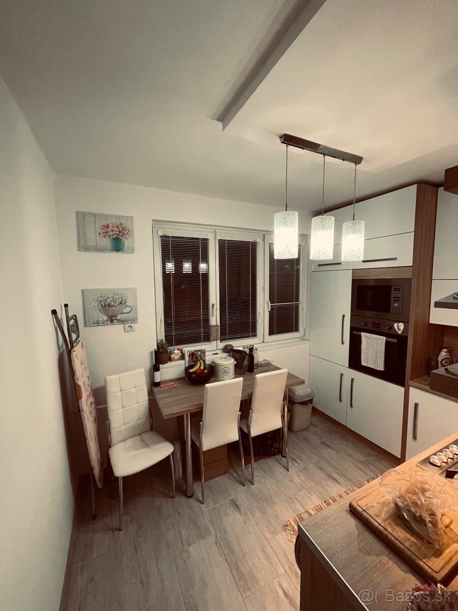 2-IZBOVÝ BYT S BALKÓNOM NA PRENÁJOM - 2