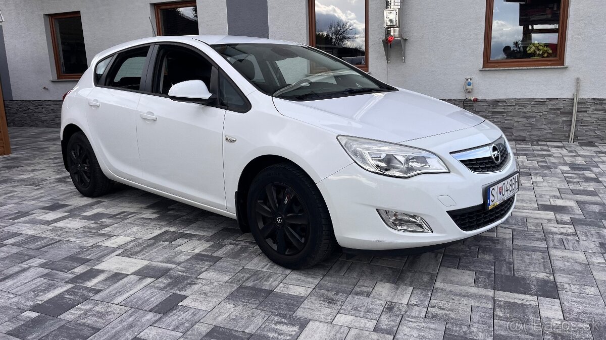 Opel Astra J 1.4turbo - 2