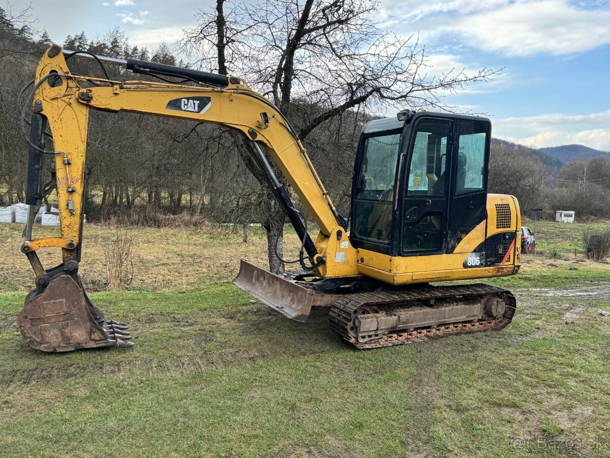 Minibager Caterpillar CAT 306 - 2