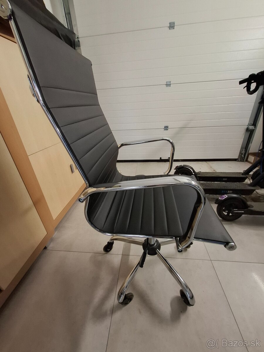 kancelarska stolicka - 2