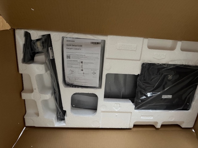 34" Samsung ViewFinity S65UC (nové/nerozbalené) - 2