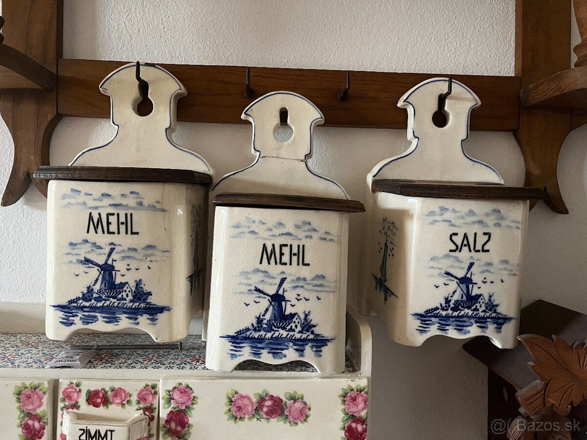 Koreničky s holandským motívom - 2