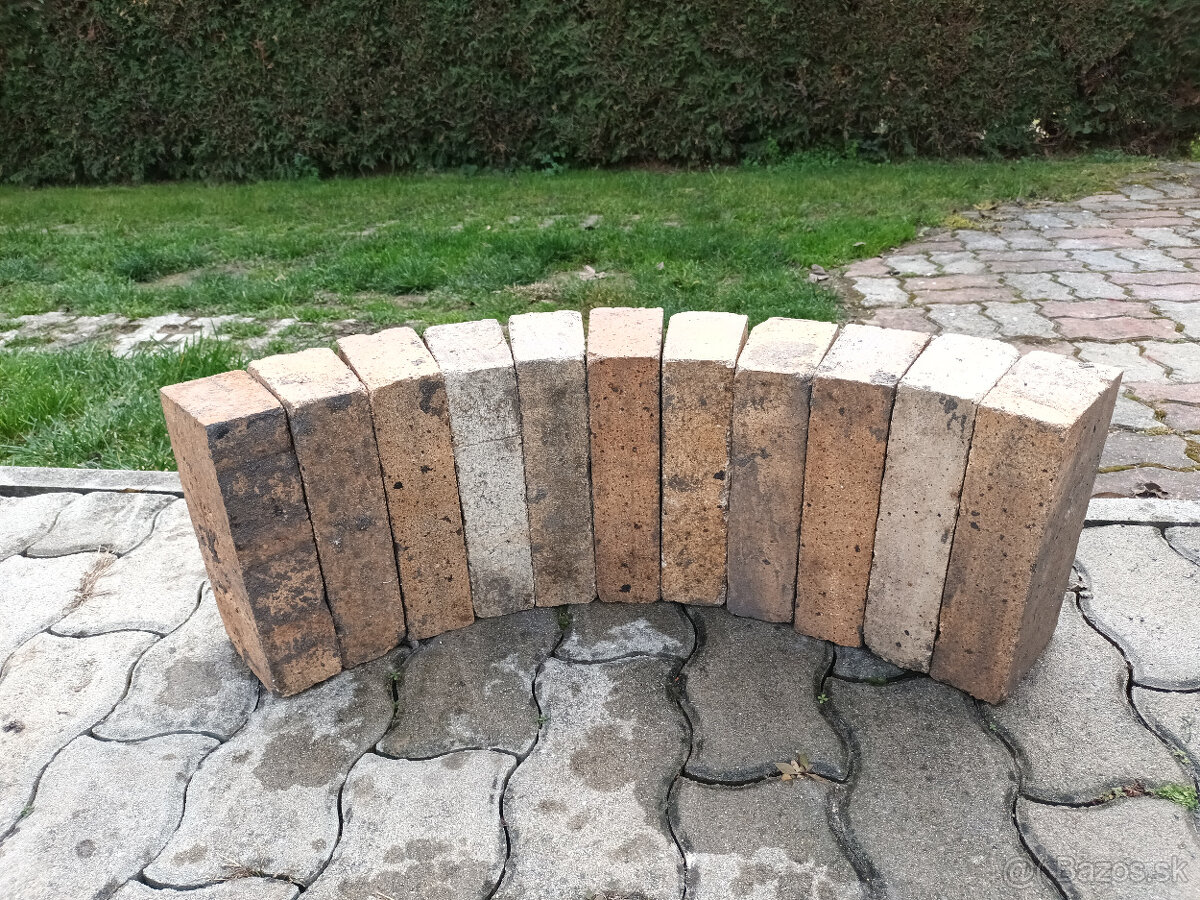 Šamotové tehly klinové (šamotky) - 2