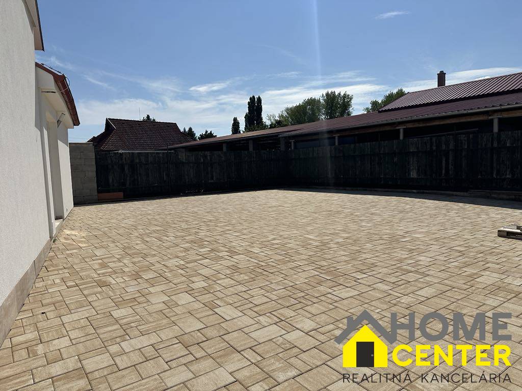 PREDAJ : MODERNÁ POLYFUNKČNÁ BUDOVA NA BÝVANIE AJ PODNIKANIE - 2