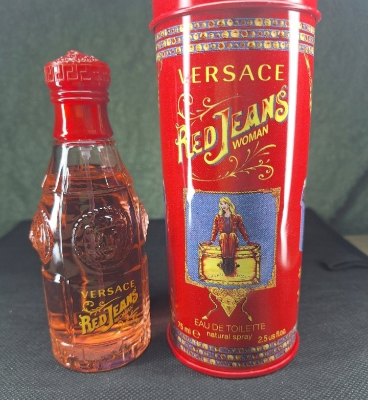 VERSACE.. Krásna dámska voňavka - 2