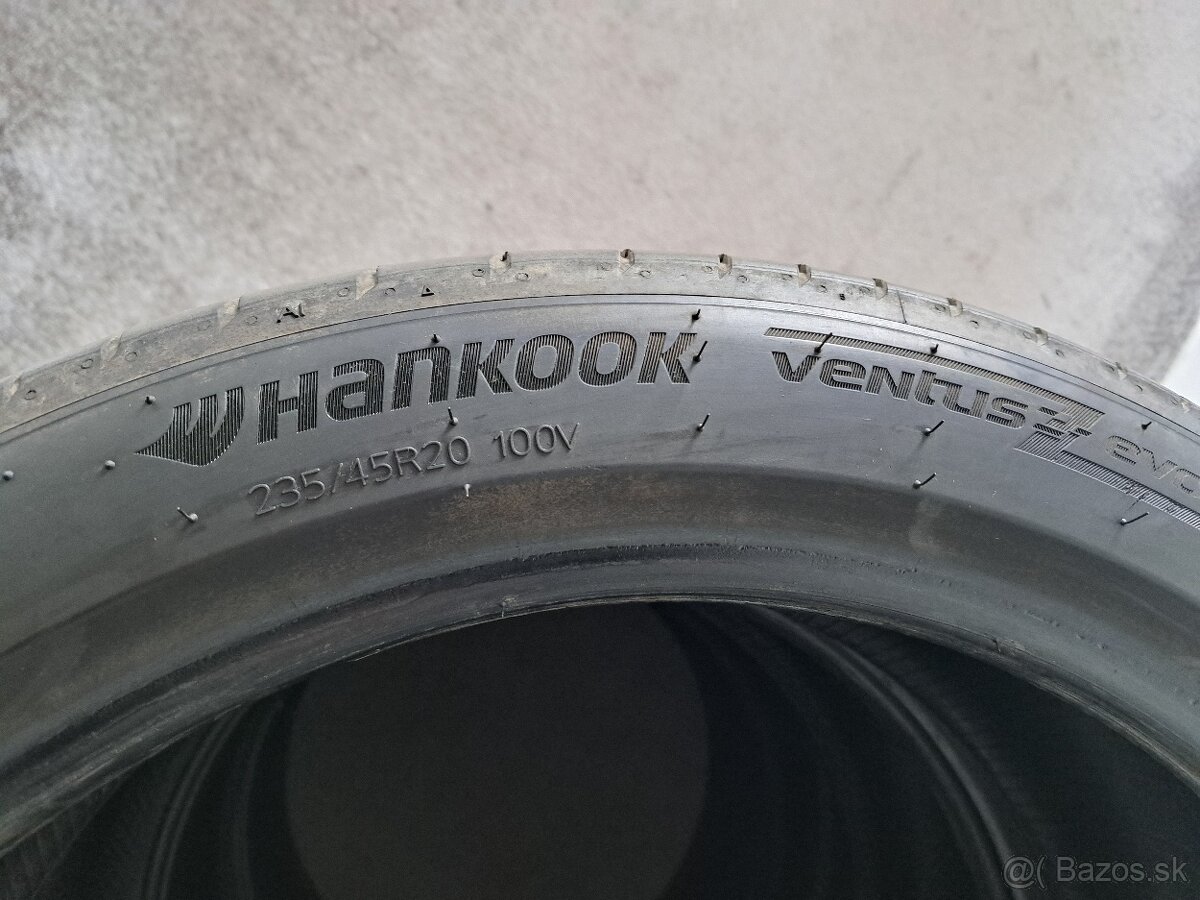 Hankook K137A Ventus evo 235/45 R20 100V - 2