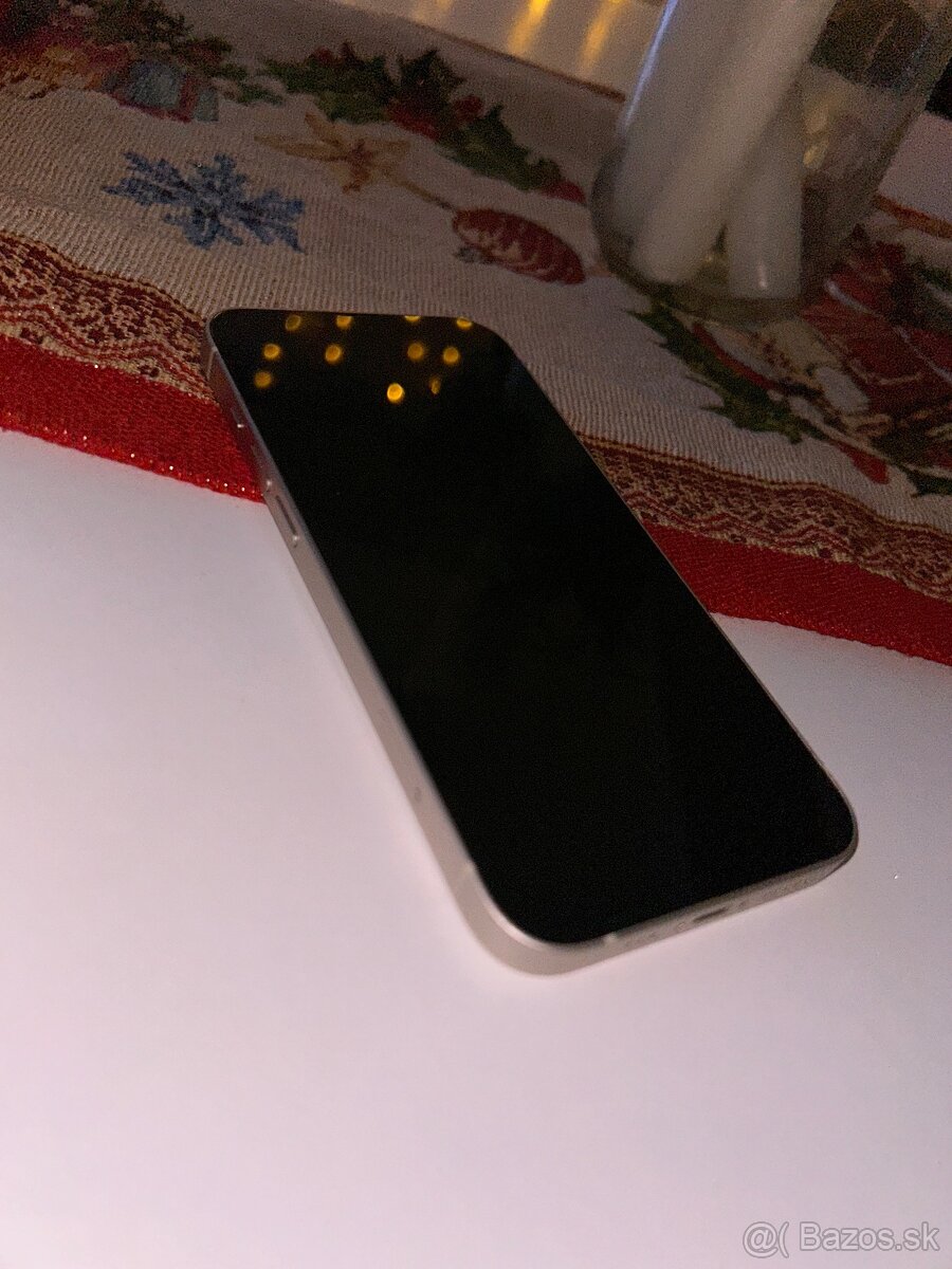 Predám iPhone 13 - 2