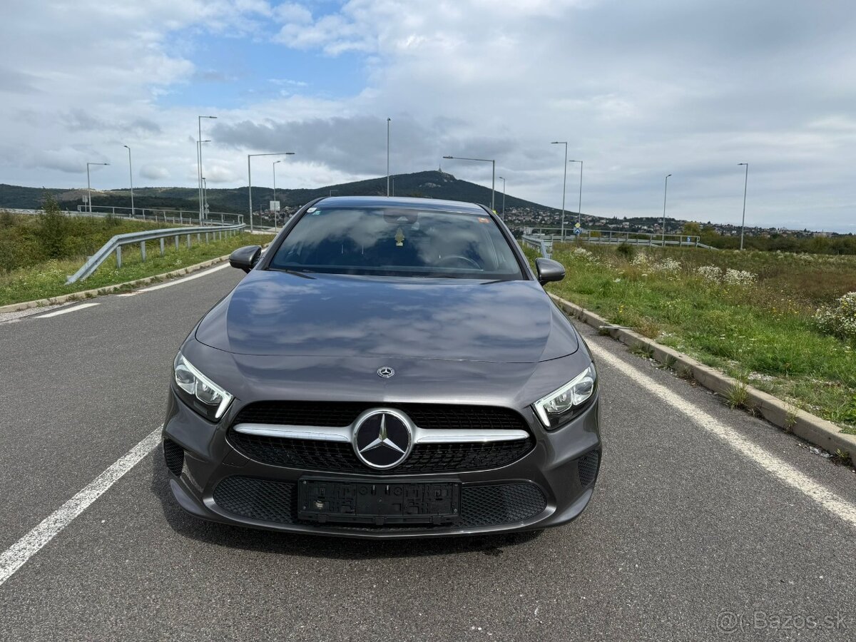 Mecedes Benz A 200d - 2