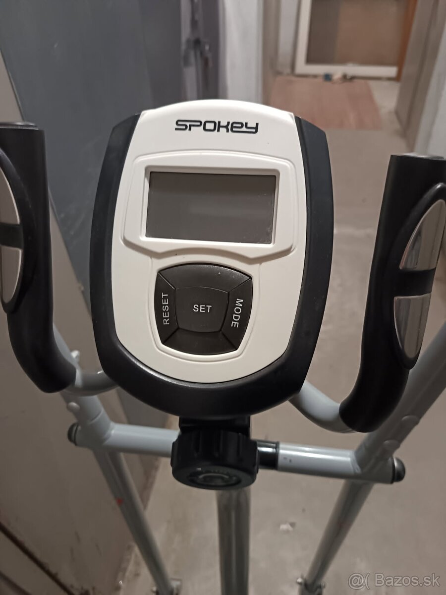 Stacionárny bicykel Spokey PLANET - 2
