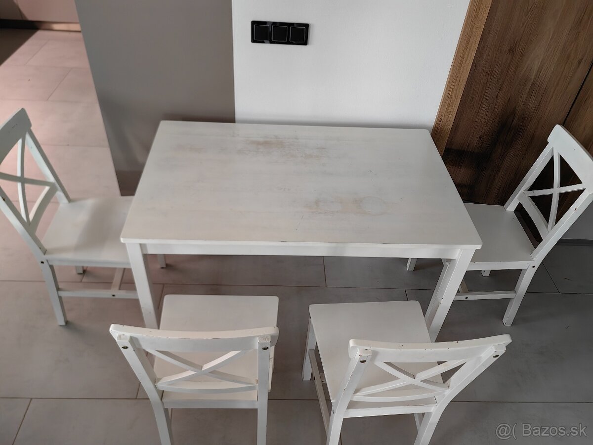 Stôl + 4 stoličky - 2