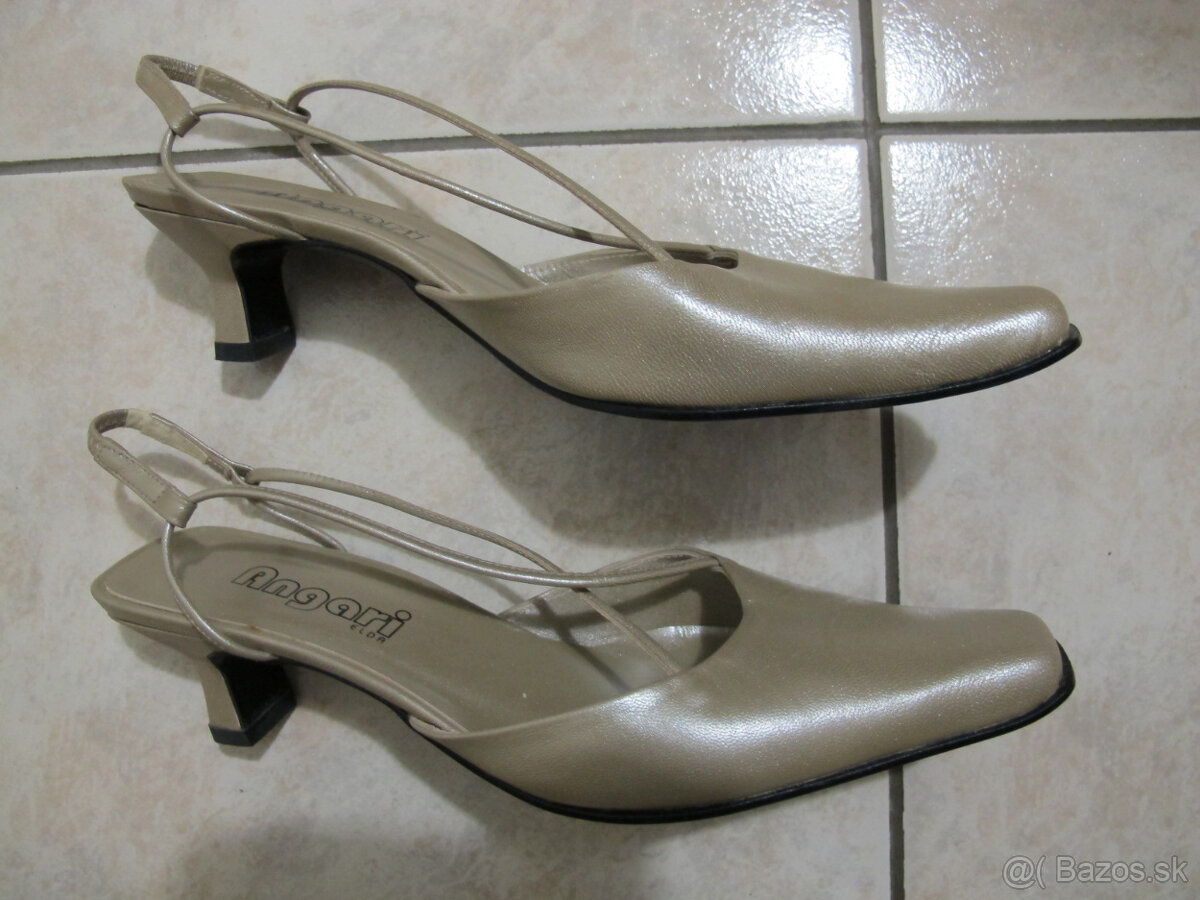 Zlaté - perleťové celokožené sandálky - 2