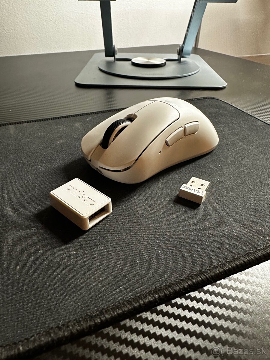 Pulsar Xlite V3 | herná myš | Bluetooth | Size 1 | ako nová - 2