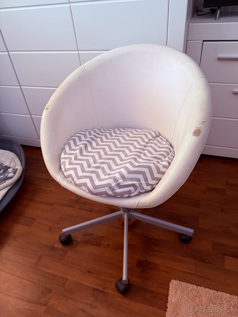 otočné kreslo IKEA - 2