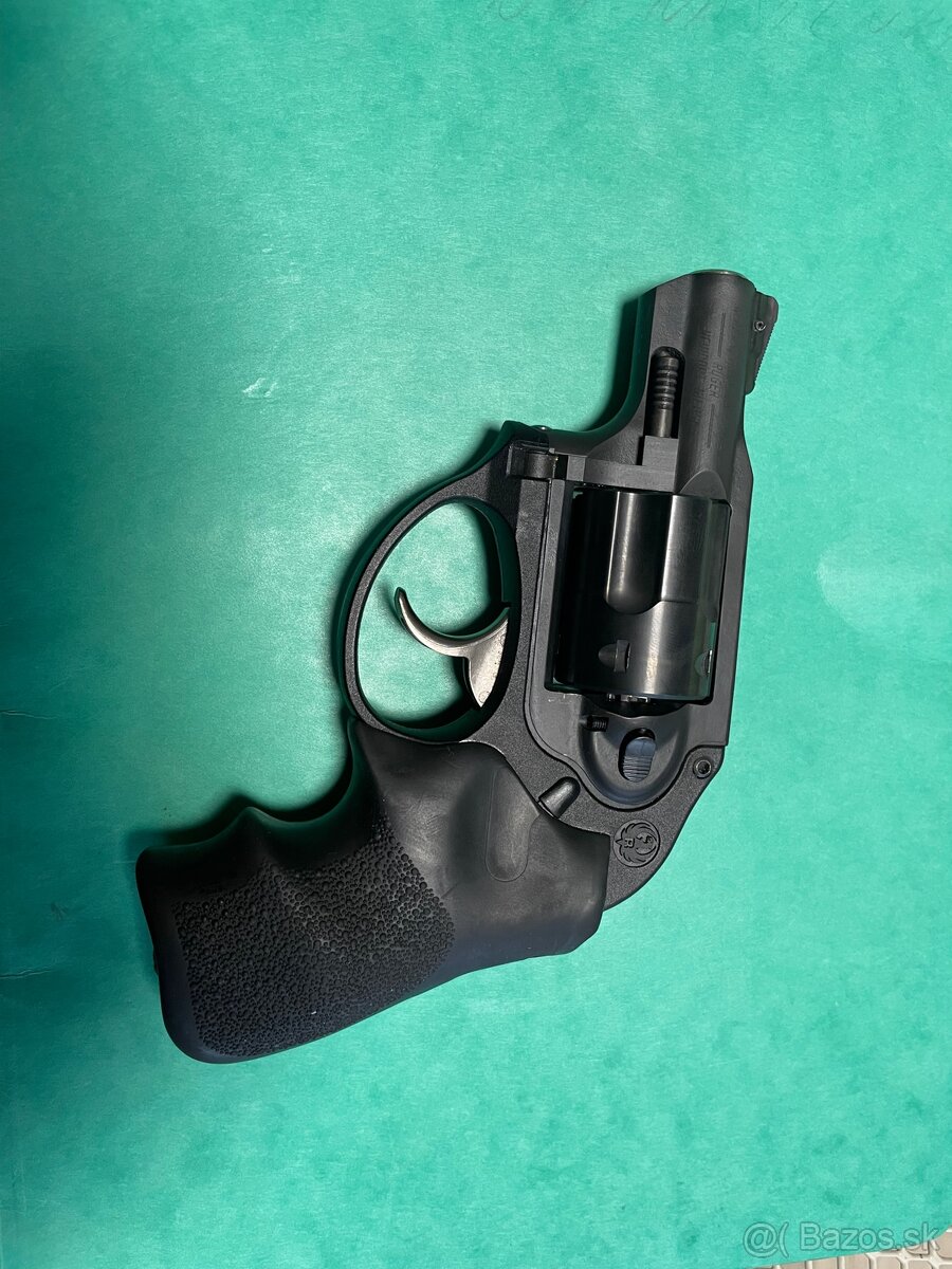 Revolver Ruger LCR - 2