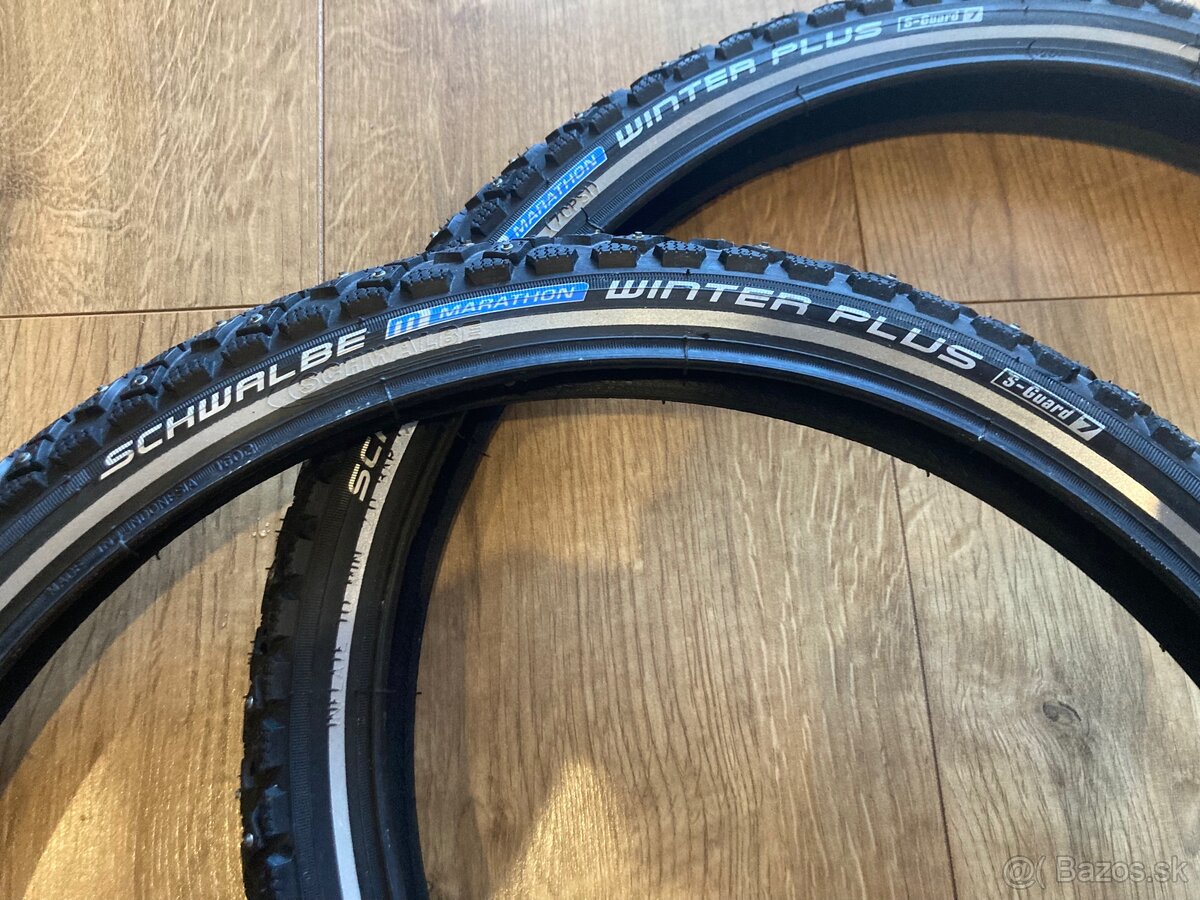 Schwalbe zimné plášťe s hrotmi 20x1.6 - 2