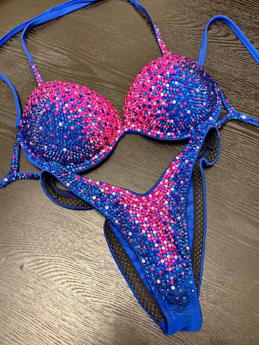 Súťažné plavky, topánky a doplnky - 2