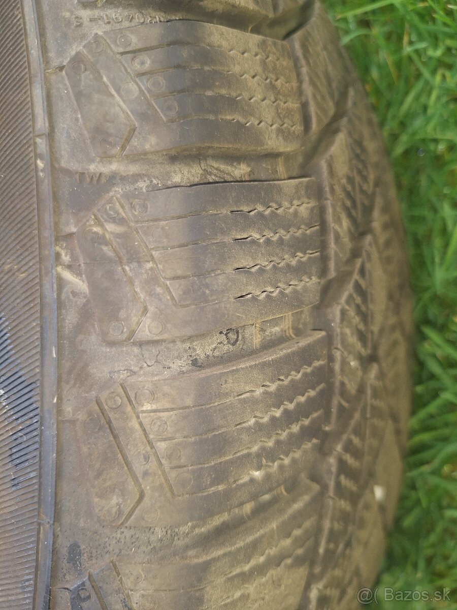 Predám zinmu sadu pneumatik Matador 185/65R15 - 2