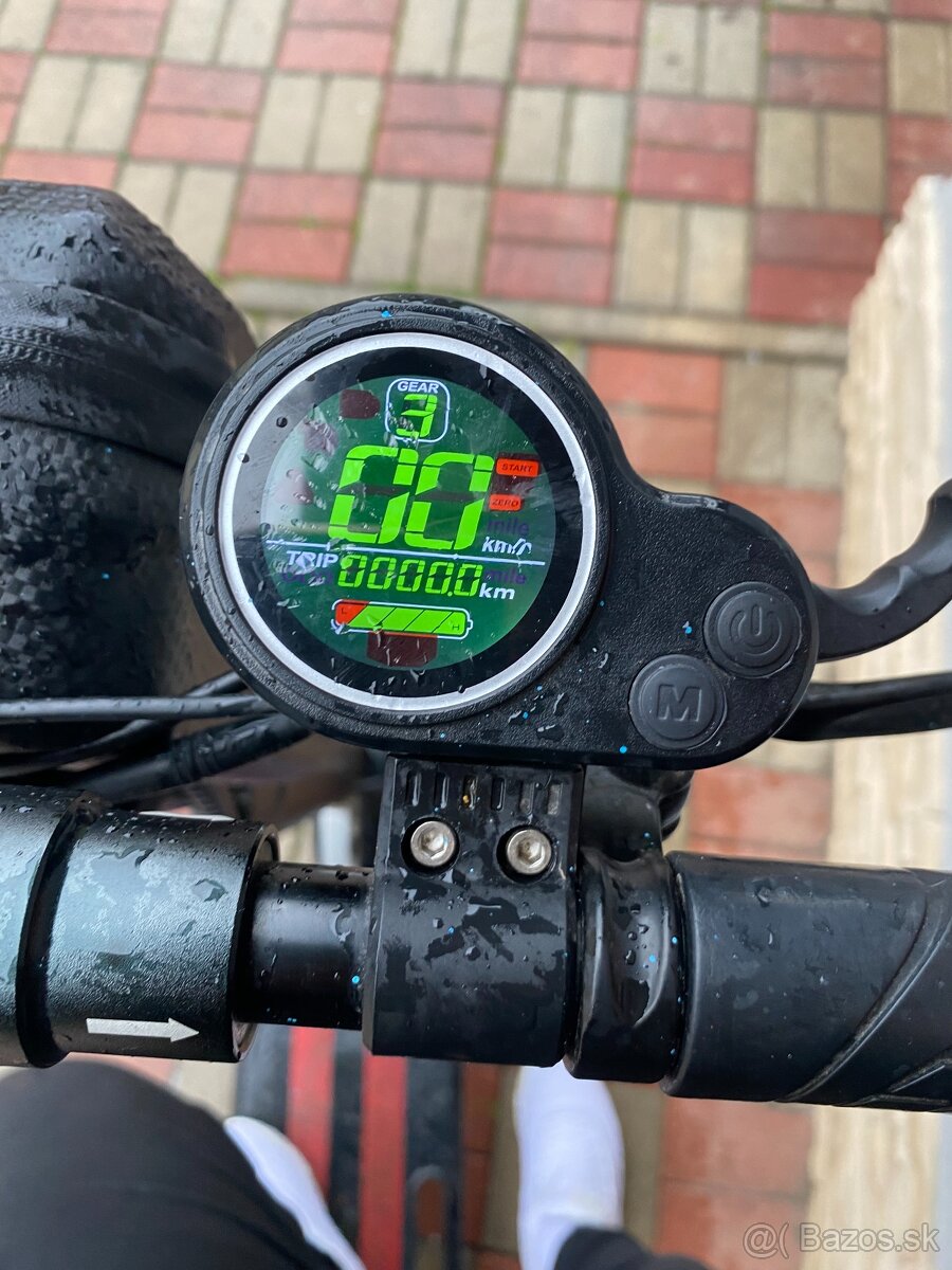 elektrická kolobežka - 2