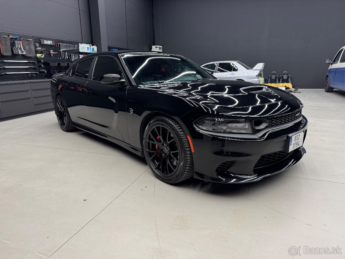 Dodge Charger 6.2 Hellcat - 2