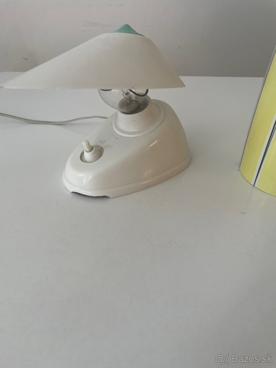 Váza retro a lampa - 2