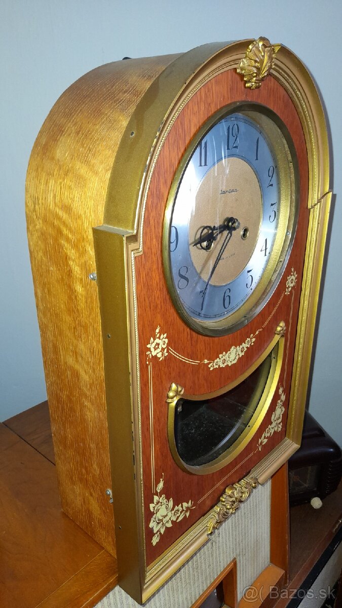 Nastenne hodiny Jantar - 2