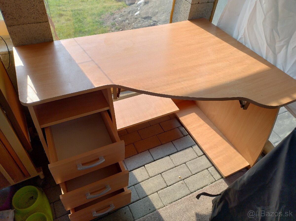 Písací stôl - 2