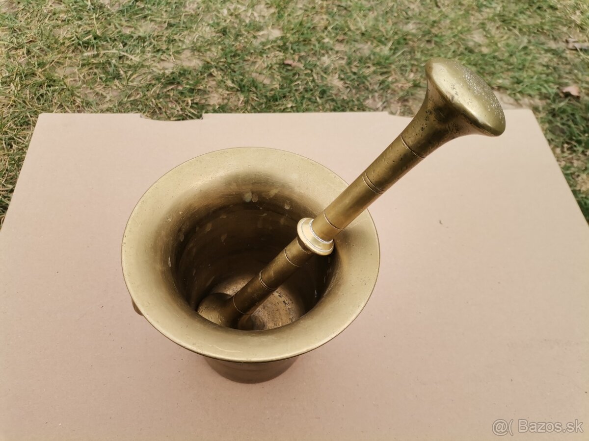 Starožitný mažiar - 2