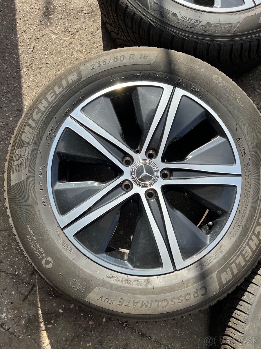Celorocna sada Mercedes Gle R18 - 2