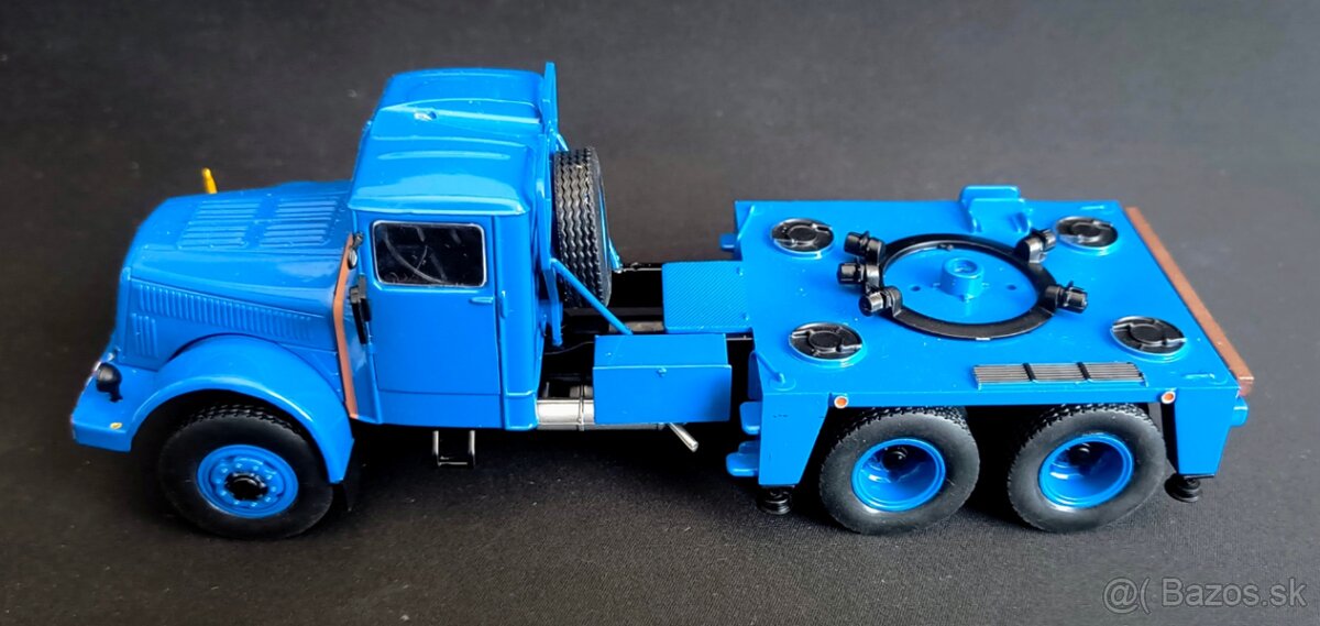 TATRA 111 D-030 1:43 - 2