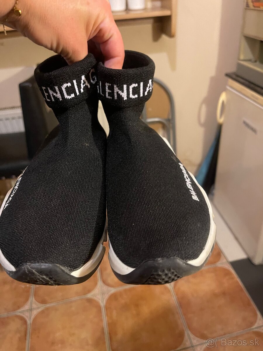 Balenciaga - 2