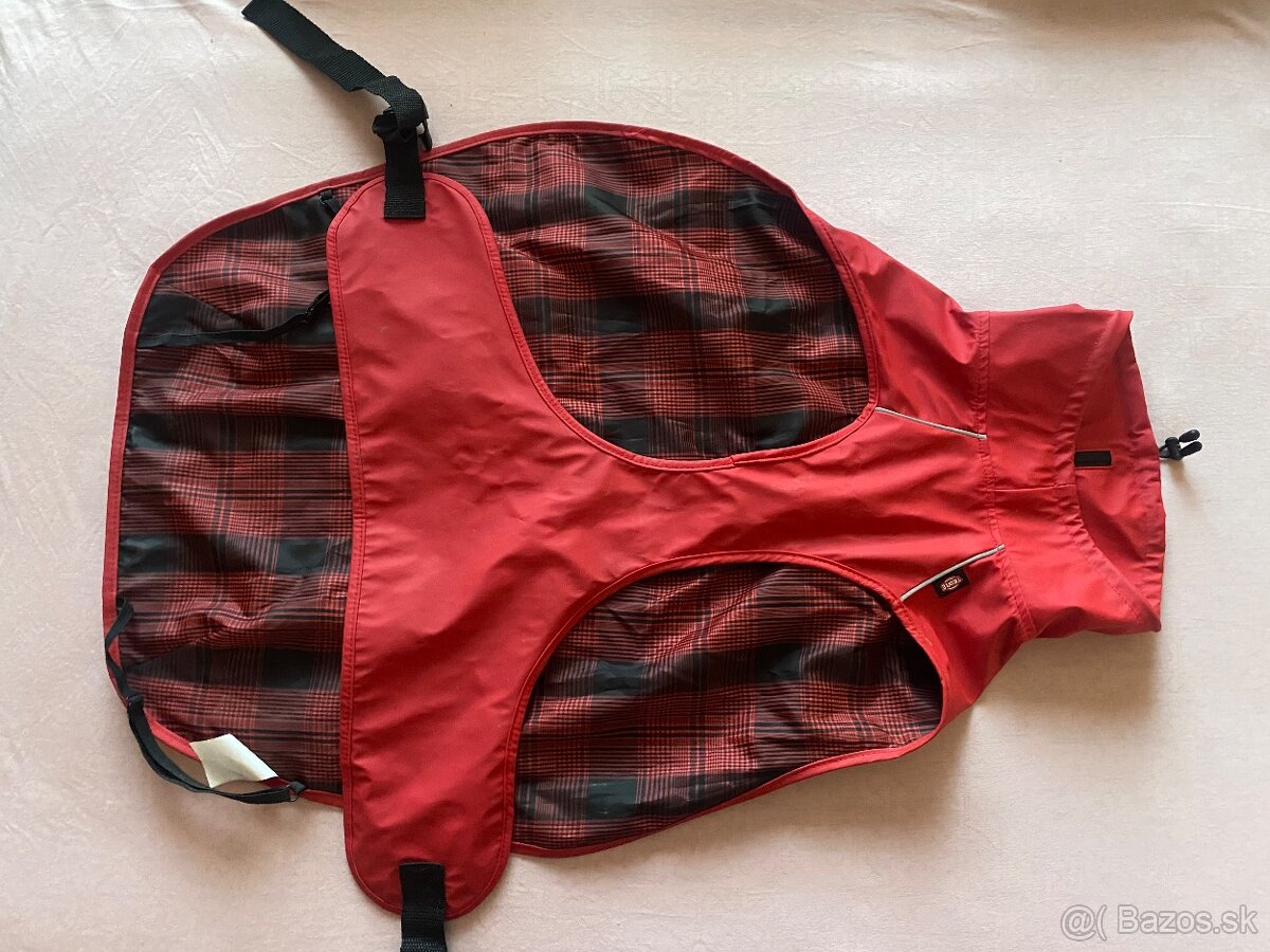 Pršiplášť a hrebeň - 2