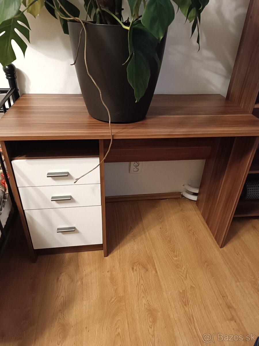 Písací stôl - 2