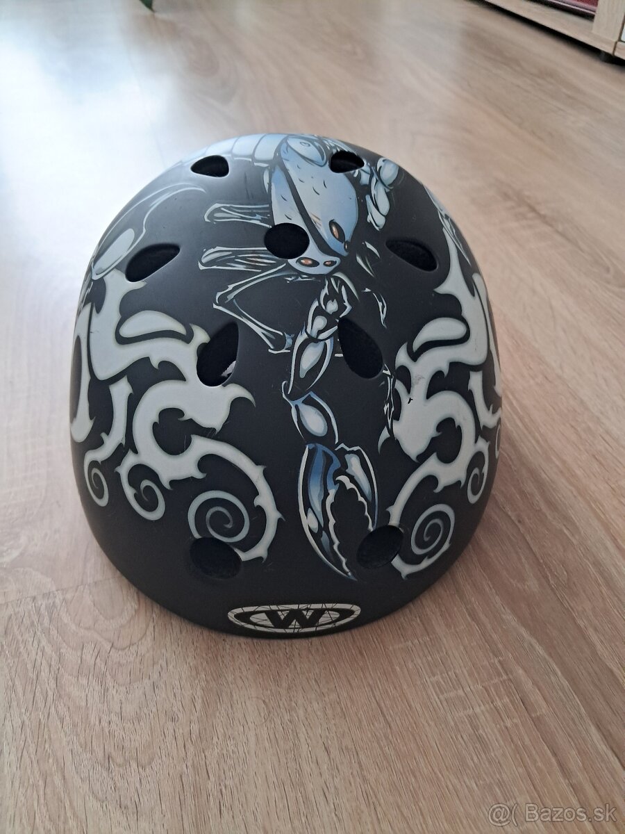 Prilba na skateboard, korčule - 2