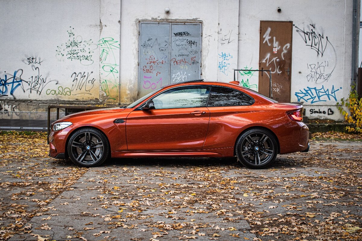 M2 Competition DCT M track, Carbon, Akrapovič, Po servise - 2