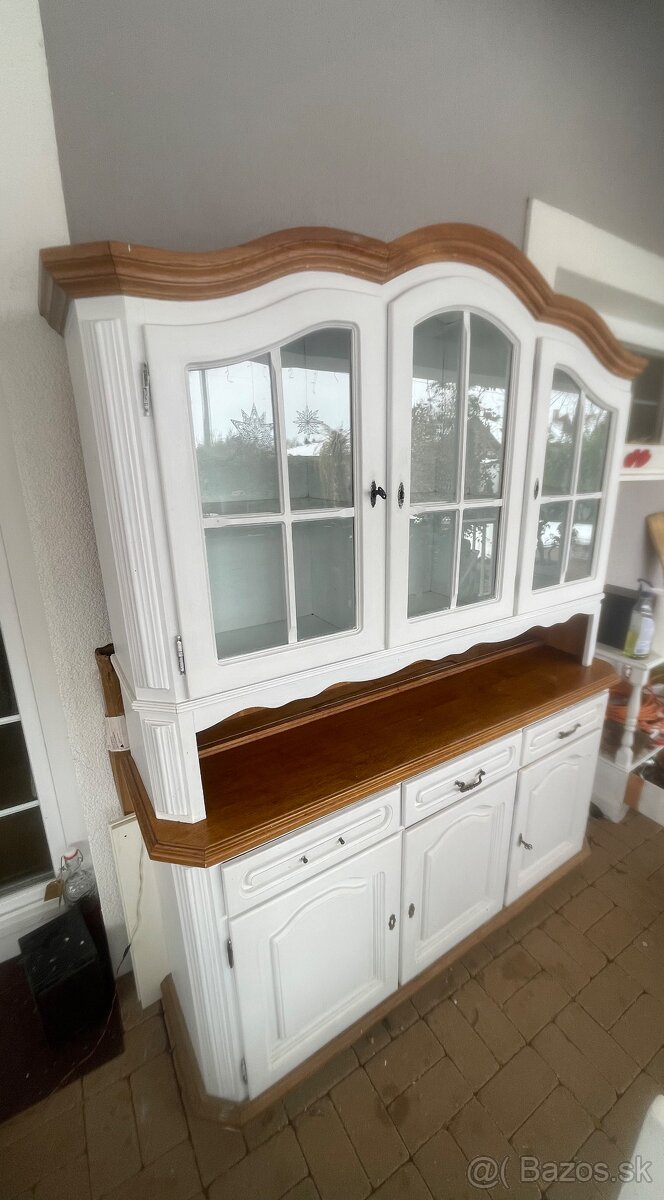 Starožitná presklená vitrína - 2