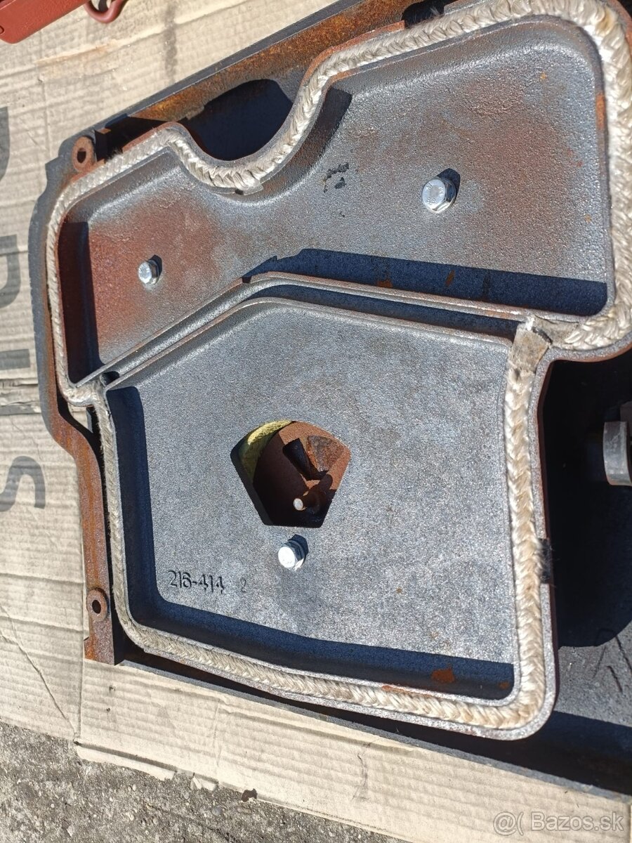 Viadrus U22 - dvierka - 2