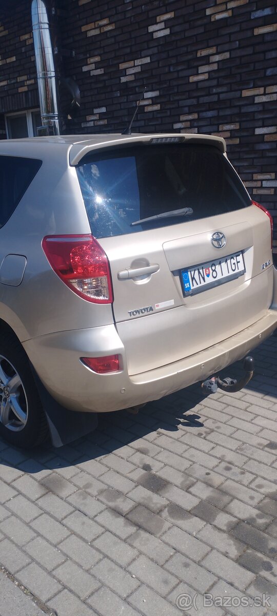 Predám Toyota RAV4 lll - 2