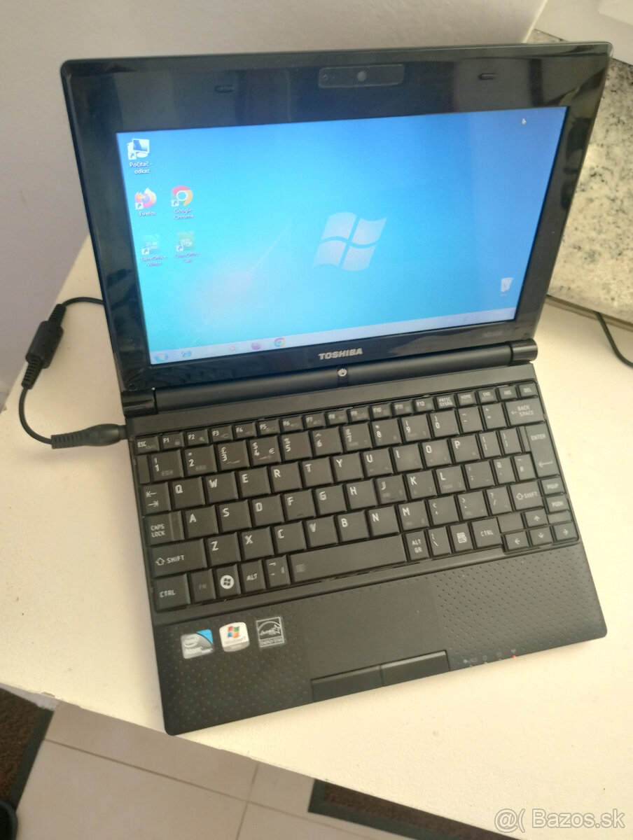 Predám mini notebook TOSHIBA - 2