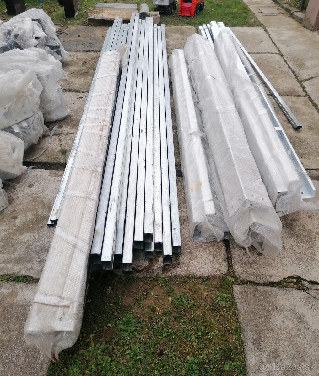 Kontajnerovy ram 8x4x2,8 v demonte - 2