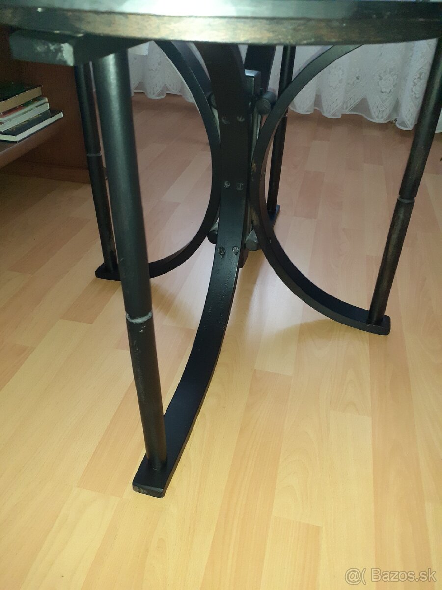Konferenčný stolík - 2