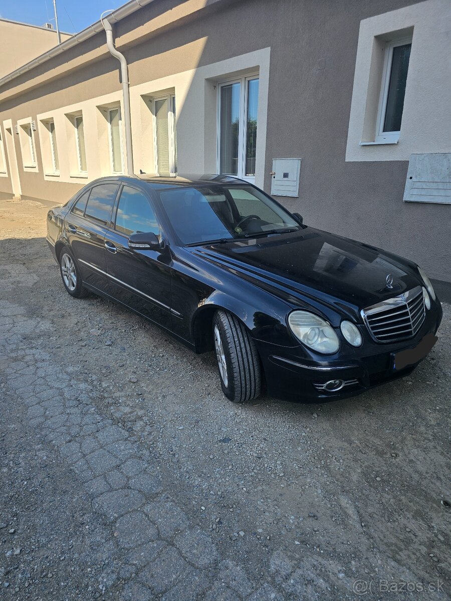MERCEDES W211,E220CDI,125KW ROK 2008 - 2